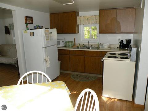 4849 Anglers Ln, Gladwin, MI 48624 photo 6