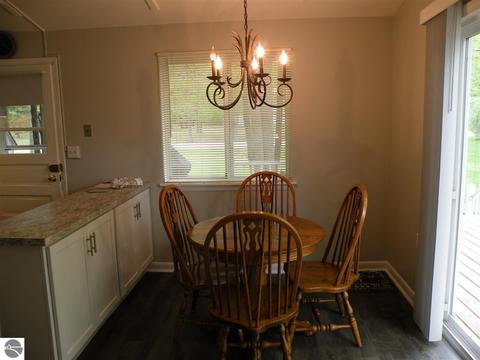 3356 W River Dr, Gladwin, MI 48624 photo 9