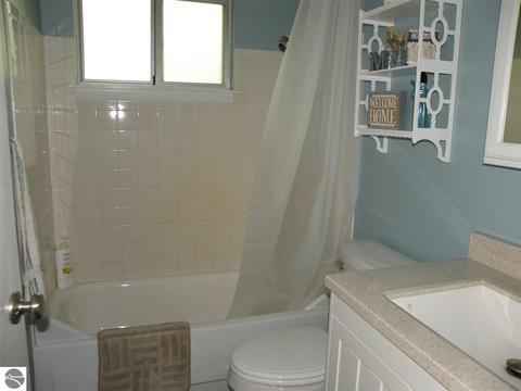 3356 W River Dr, Gladwin, MI 48624 photo 13
