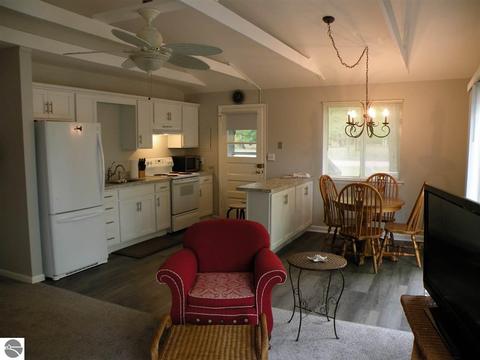 3356 W River Dr, Gladwin, MI 48624 photo 5
