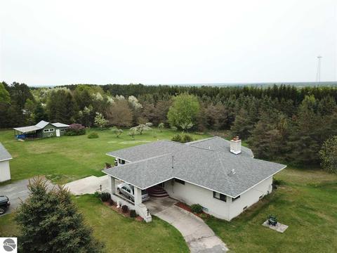 9185 S Decker Rd, Mcbain, MI 49657 photo 22