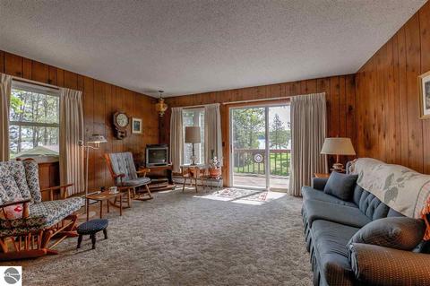 4283 E Shore Dr, Grawn, MI 49637 photo 4