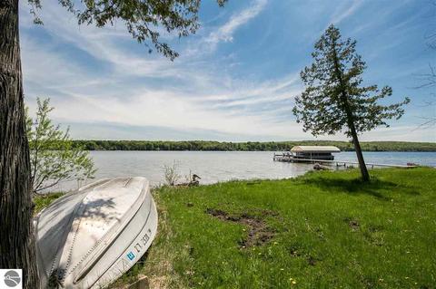 4283 E Shore Dr, Grawn, MI 49637 photo 32