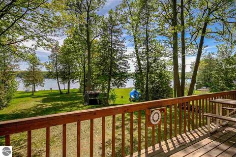 4283 E Shore Dr, Grawn, MI 49637 photo 3