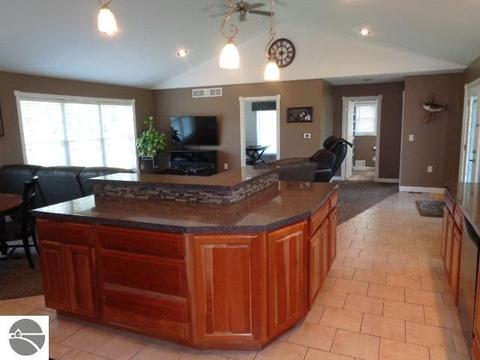 6032 E Baseline Rd, Mount Pleasant, MI 48858 photo 17