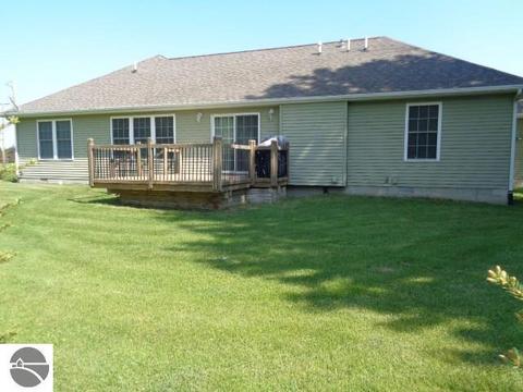 6032 E Baseline Rd, Mount Pleasant, MI 48858 photo 5