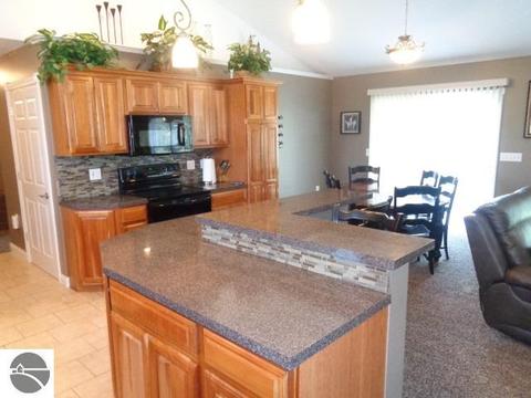 6032 E Baseline Rd, Mount Pleasant, MI 48858 photo 15
