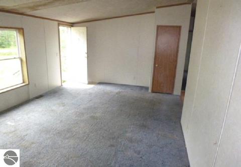 6450 E Pleasant Valley Rd, Shepherd, MI 48883 photo 6