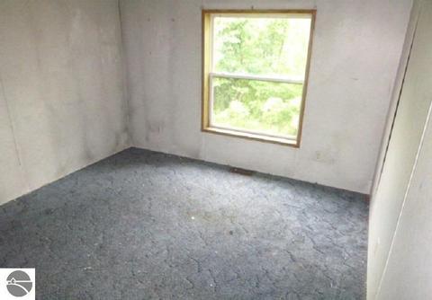 6450 E Pleasant Valley Rd, Shepherd, MI 48883 photo 8