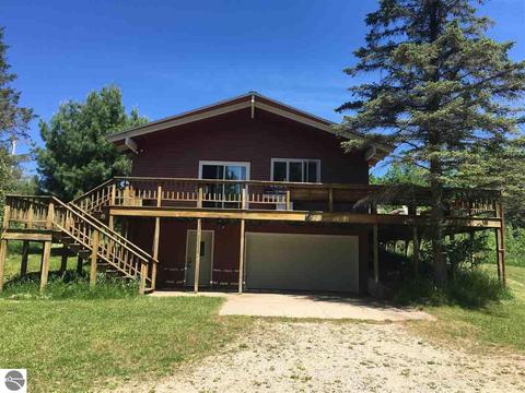 2181 S 17 Rd, Harrietta, MI 49638 photo 1
