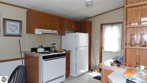 480 Third St, Lupton, MI 48635 photo 14