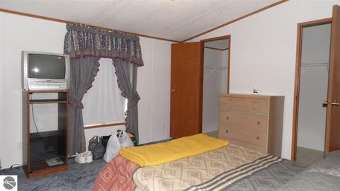 480 Third St, Lupton, MI 48635 photo 10