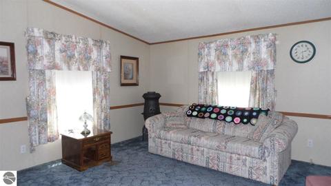 480 Third St, Lupton, MI 48635 photo 6