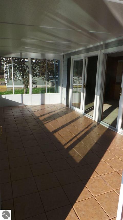3697 Lakeside Dr, Lupton, MI 48635 photo 7