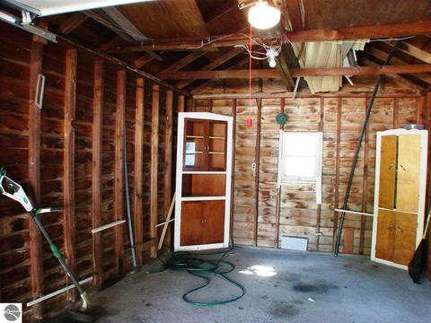 214 Union St, Ithaca, MI 48847 photo 24