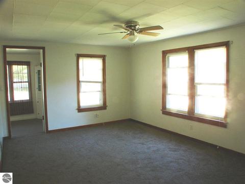 214 Union St, Ithaca, MI 48847 photo 12