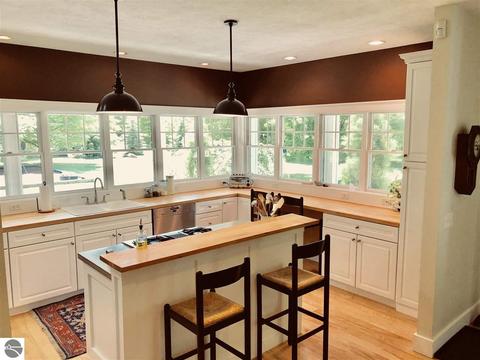 2463 E Meander Ln, Cedar, MI 49621 photo 5