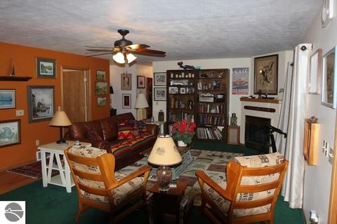 860 Ellinger Rd, Alanson, MI 49706 photo 7