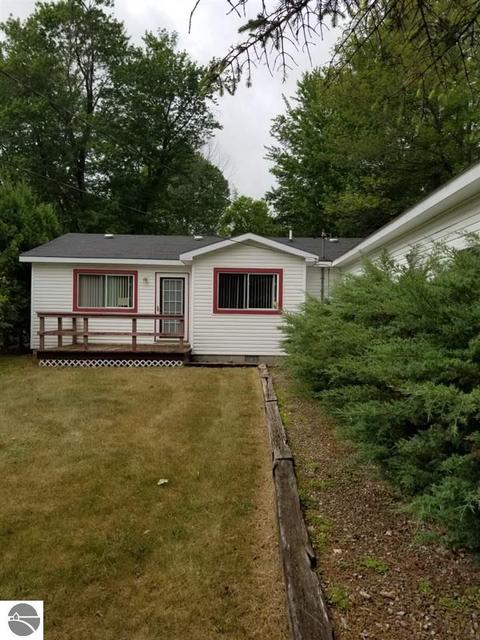2903 Maple, Hale, MI 48739 photo 3
