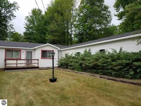 2903 Maple, Hale, MI 48739 photo 1