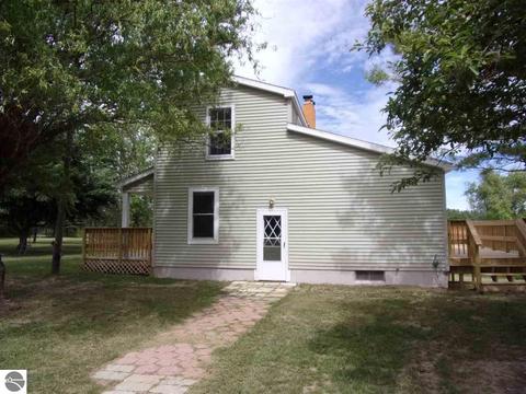 4424 E Rose City Rd, Lupton, MI 48635 photo 2