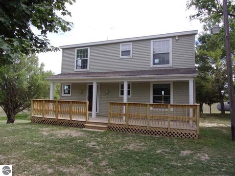 4424 E Rose City Rd, Lupton, MI 48635 photo 1