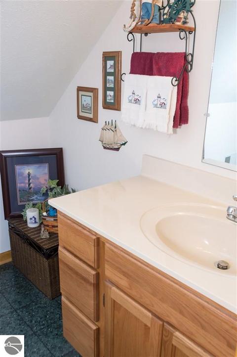 983 Gitchegumee Dr, Buckley, MI 49620 photo 21