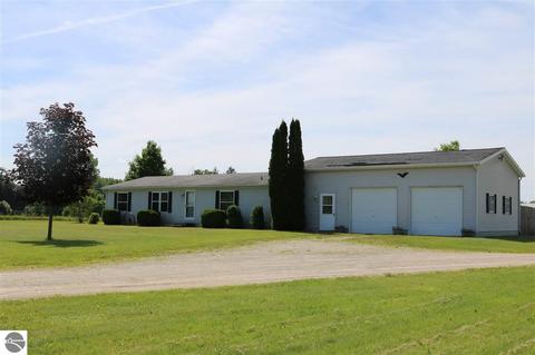 5431 W Jackson Rd, Elwell, MI 48832 photo 4