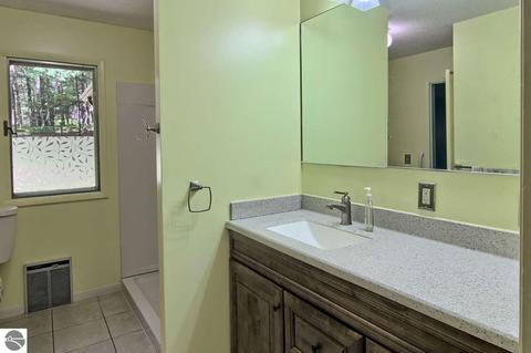 4702 Springbrook Dr, Williamsburg, MI 49690 photo 17