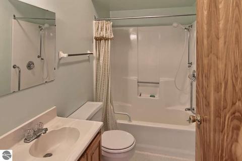 4702 Springbrook Dr, Williamsburg, MI 49690 photo 28