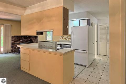 4702 Springbrook Dr, Williamsburg, MI 49690 photo 14