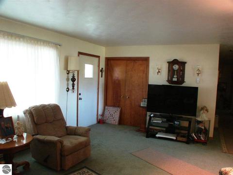 3244 S Bagley Rd, Ithaca, MI 48847 photo 12