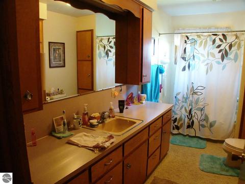 3244 S Bagley Rd, Ithaca, MI 48847 photo 14