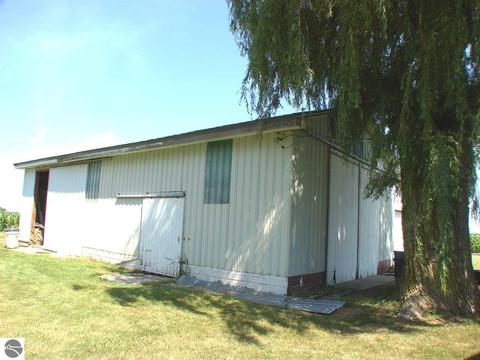 3244 S Bagley Rd, Ithaca, MI 48847 photo 26