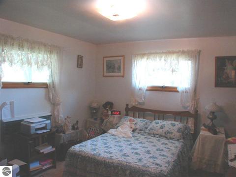 3244 S Bagley Rd, Ithaca, MI 48847 photo 16