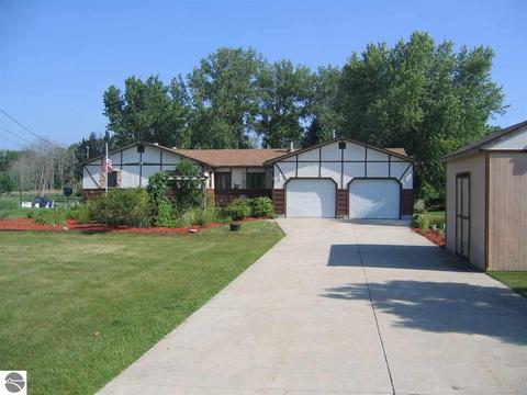 2429 Bay Ridge Dr, Au Gres, MI 48703 photo 1