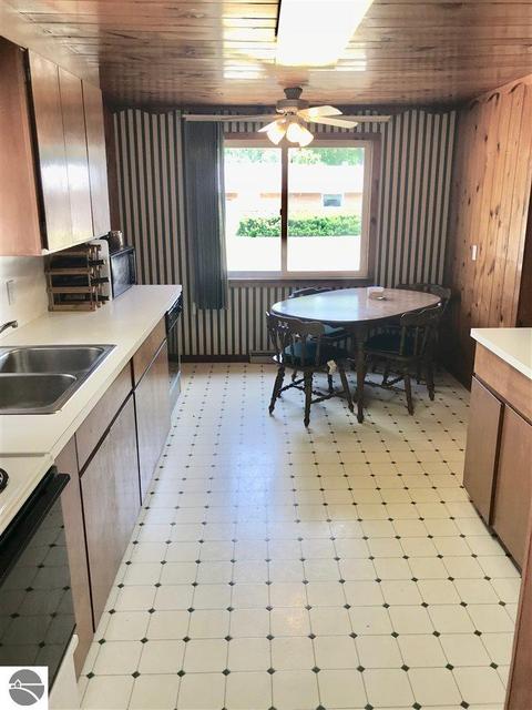 9144 S Nelson Rd, Cedar, MI 49621 photo 8