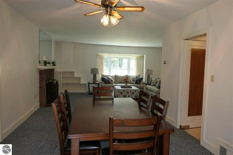 413 E Sixth St, Clare, MI 48617 photo 12
