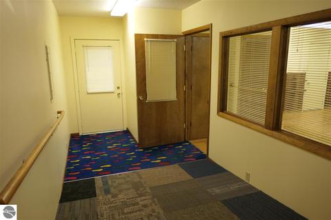 413 E Sixth St, Clare, MI 48617 photo 35