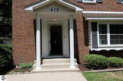 413 E Sixth St, Clare, MI 48617 photo 9
