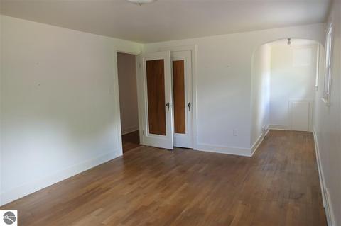 413 E Sixth St, Clare, MI 48617 photo 30