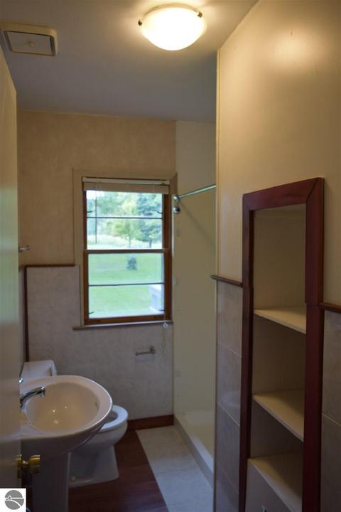 997 E Remus Rd, Mount Pleasant, MI 48858 photo 12