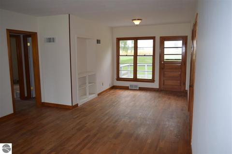997 E Remus Rd, Mount Pleasant, MI 48858 photo 9