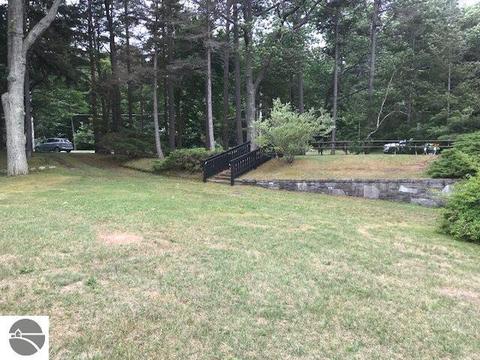 625 S Crescent Ave, Au Gres, MI 48703 photo 3