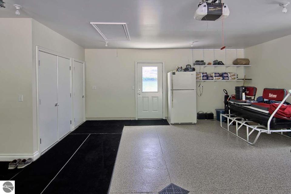  6585 Crystal Dr, Beulah, MI 49617 photo 37