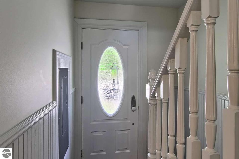  6585 Crystal Dr, Beulah, MI 49617 photo 28