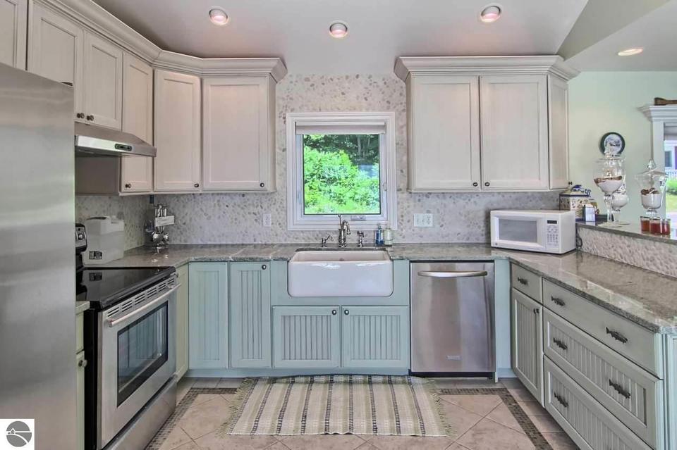  6585 Crystal Dr, Beulah, MI 49617 photo 18