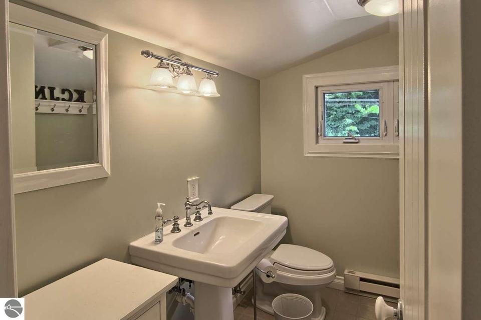  6585 Crystal Dr, Beulah, MI 49617 photo 36