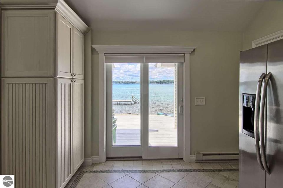  6585 Crystal Dr, Beulah, MI 49617 photo 23