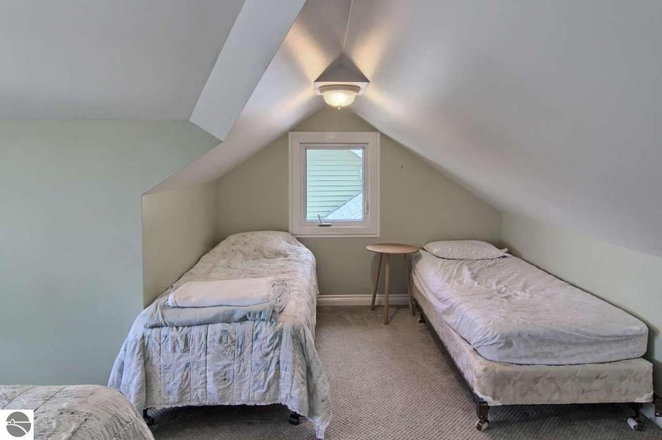  6585 Crystal Dr, Beulah, MI 49617 photo 35